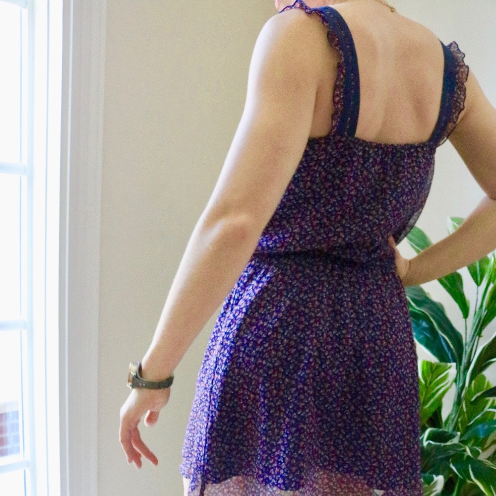 Dainty Daisy Dress